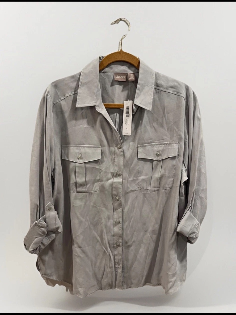 NWT CHICO’S Sofia Silky chic button down blouse - Size 1/Medium 8-10